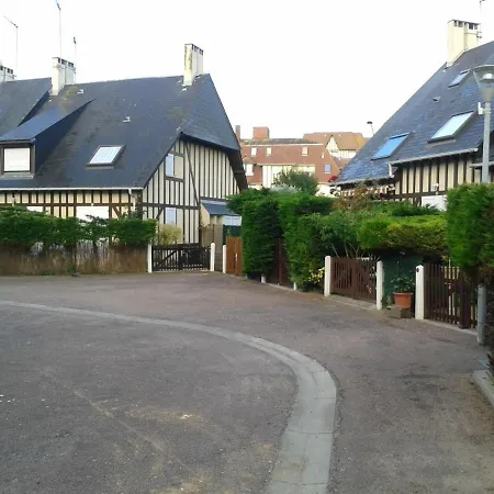 Cottage Duplex Villers Sur Mer 150 M De La Plage Exterior photo